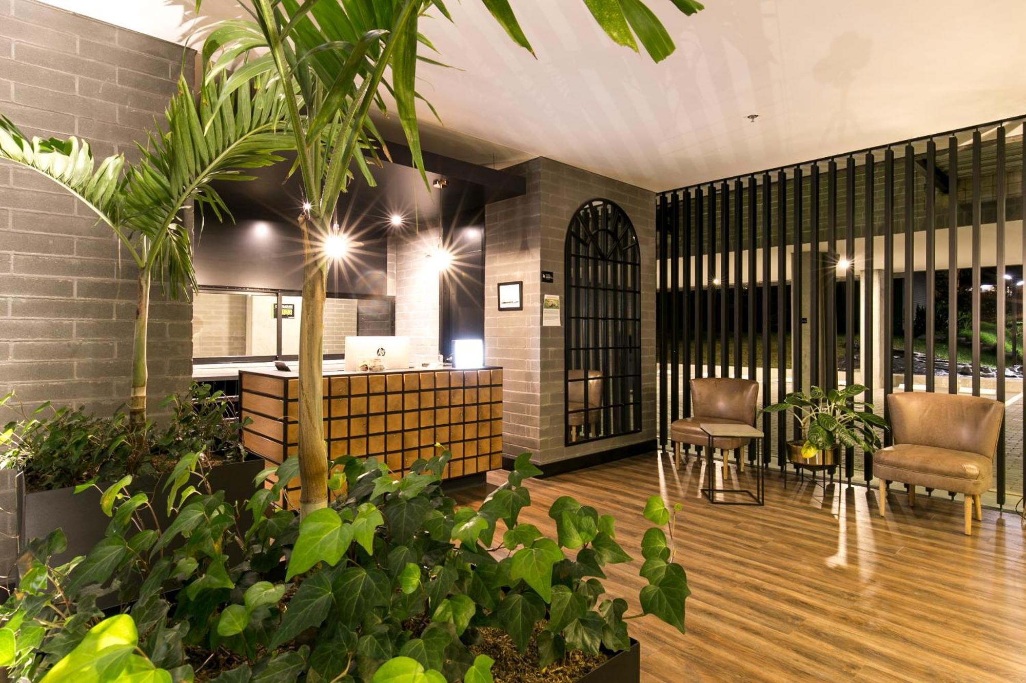 Loma Verde Aparthotel Medellín Eksteriør bilde